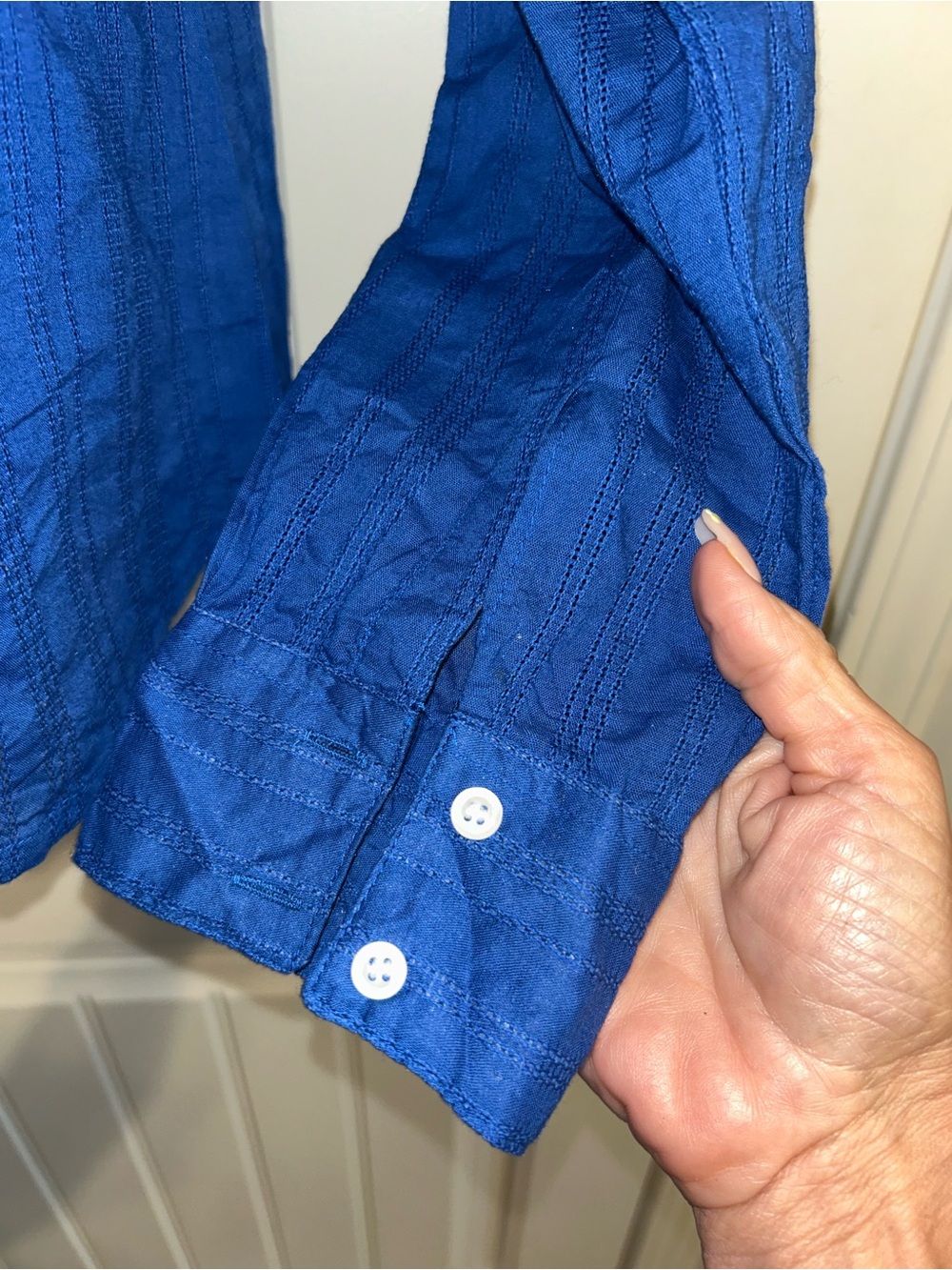 NWT Magazine Royal Blue Button-Down Shirt with White Piping Sz L - Picture 2 of 5